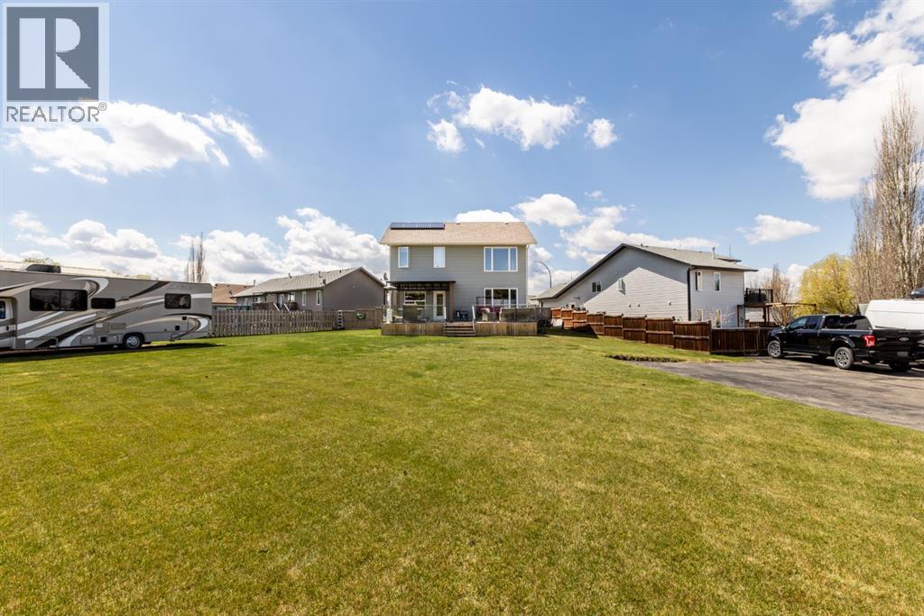 4828 55 Boulevard Close, Innisfail, Alberta  T4G 0A2 - Photo 11 - A2283524