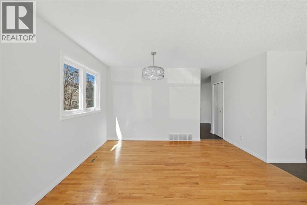 92 Whitlock Close Ne, Calgary, Alberta  T1Y 4X3 - Photo 7 - A2305994
