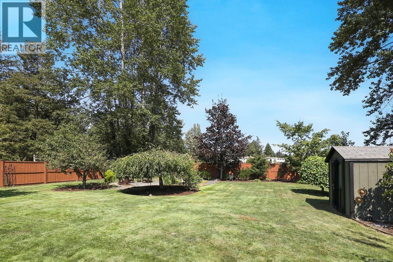 1922 Richardson Ave, Comox, British Columbia  V9M 2B4 - Photo 34 - 1037891