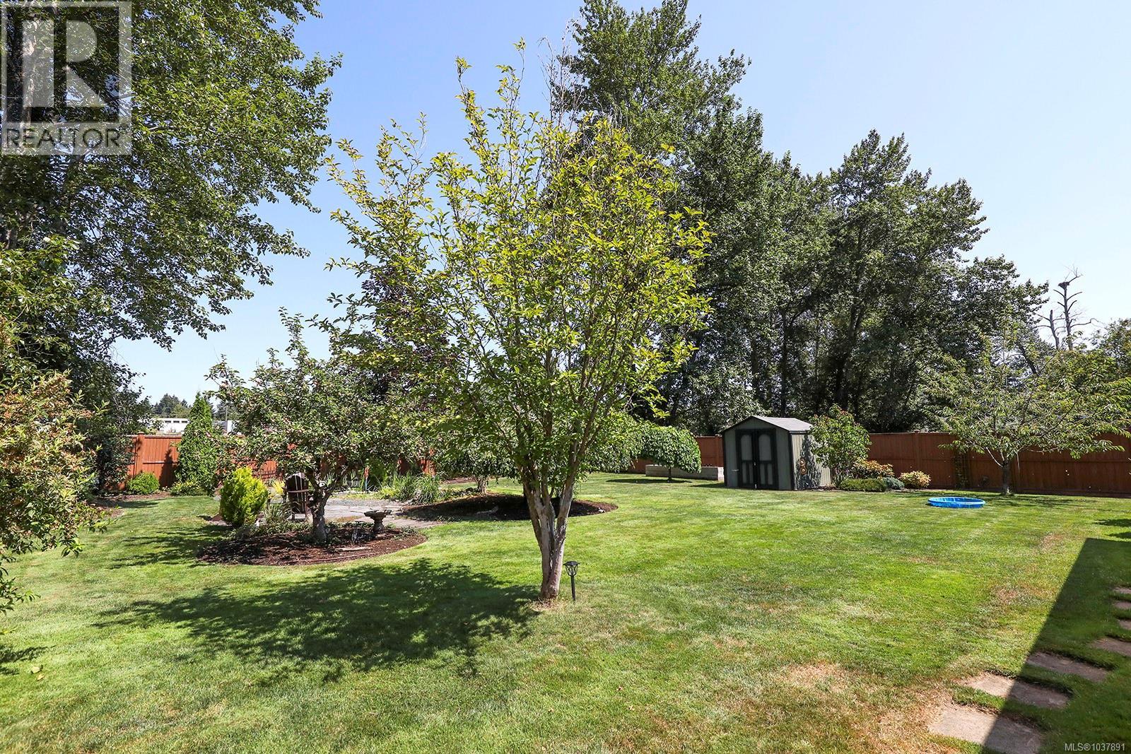 1922 Richardson Ave, Comox, British Columbia  V9M 2B4 - Photo 37 - 1037891