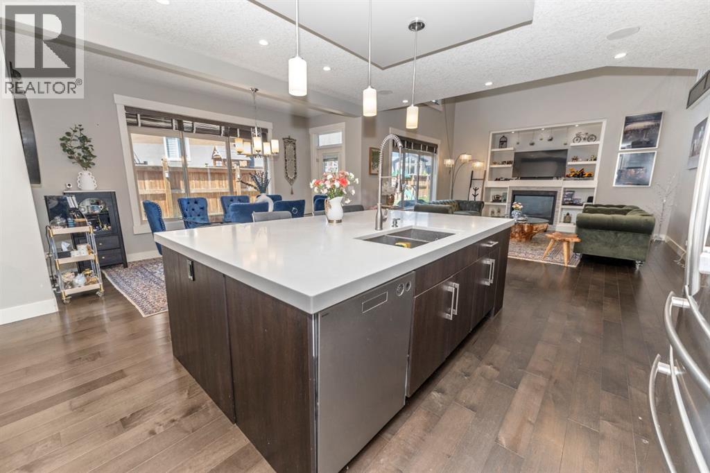 249 Kinniburgh Boulevard, Chestermere, Alberta  T1X 0R7 - Photo 10 - A2311789