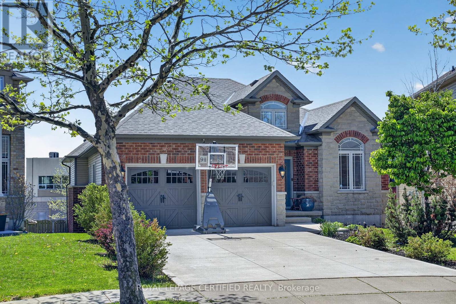91 Candlewood Drive, Hamilton (Stoney Creek Mountain), Ontario  L8J 0A3 - Photo 2 - X13165122