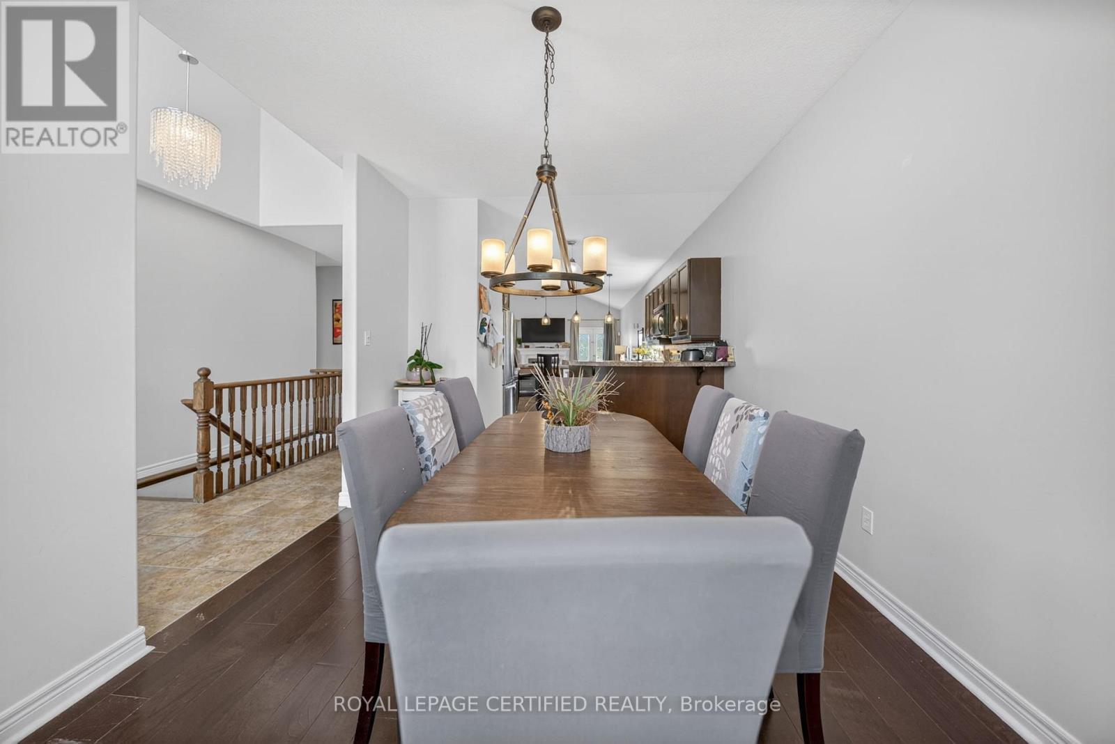 91 Candlewood Drive, Hamilton (Stoney Creek Mountain), Ontario  L8J 0A3 - Photo 8 - X13165122