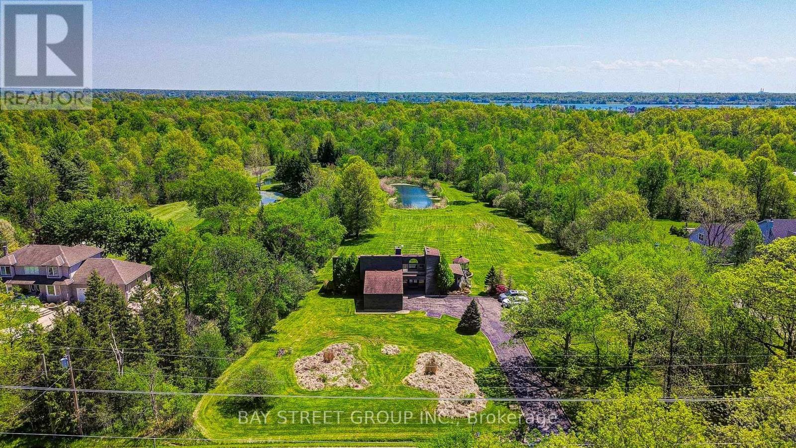 10638 Willoughby Drive, Niagara Falls (Lyons Creek), Ontario  L2E 6S6 - Photo 4 - X13165124