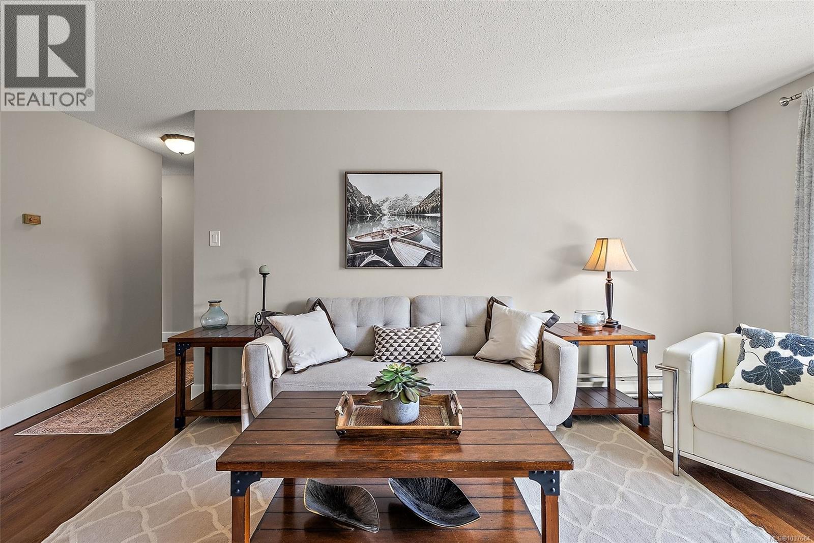 204 1024 Fairfield Rd, Victoria, British Columbia  V8V 3A5 - Photo 11 - 1037684