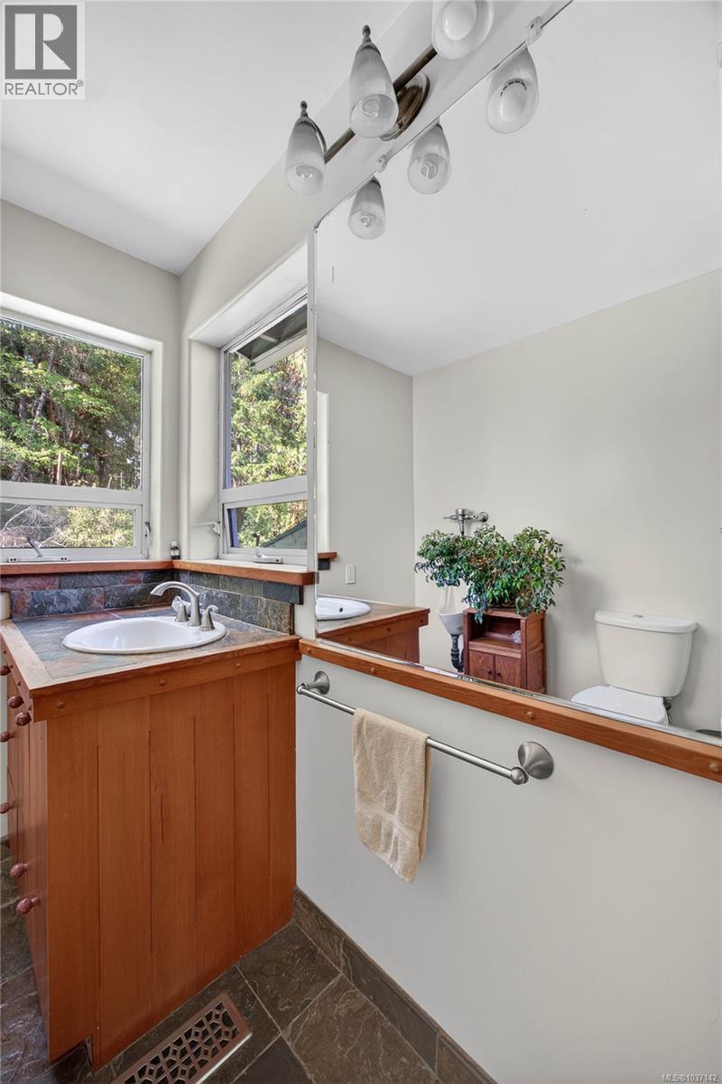 1252 Isabella Point Rd, Salt Spring, British Columbia  V8K 2T9 - Photo 29 - 1037142
