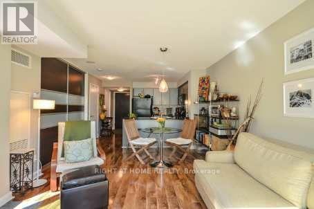 503 - 12 Yonge Street, Toronto, Ontario M5E 1Z9 - Photo 3 - C13116816