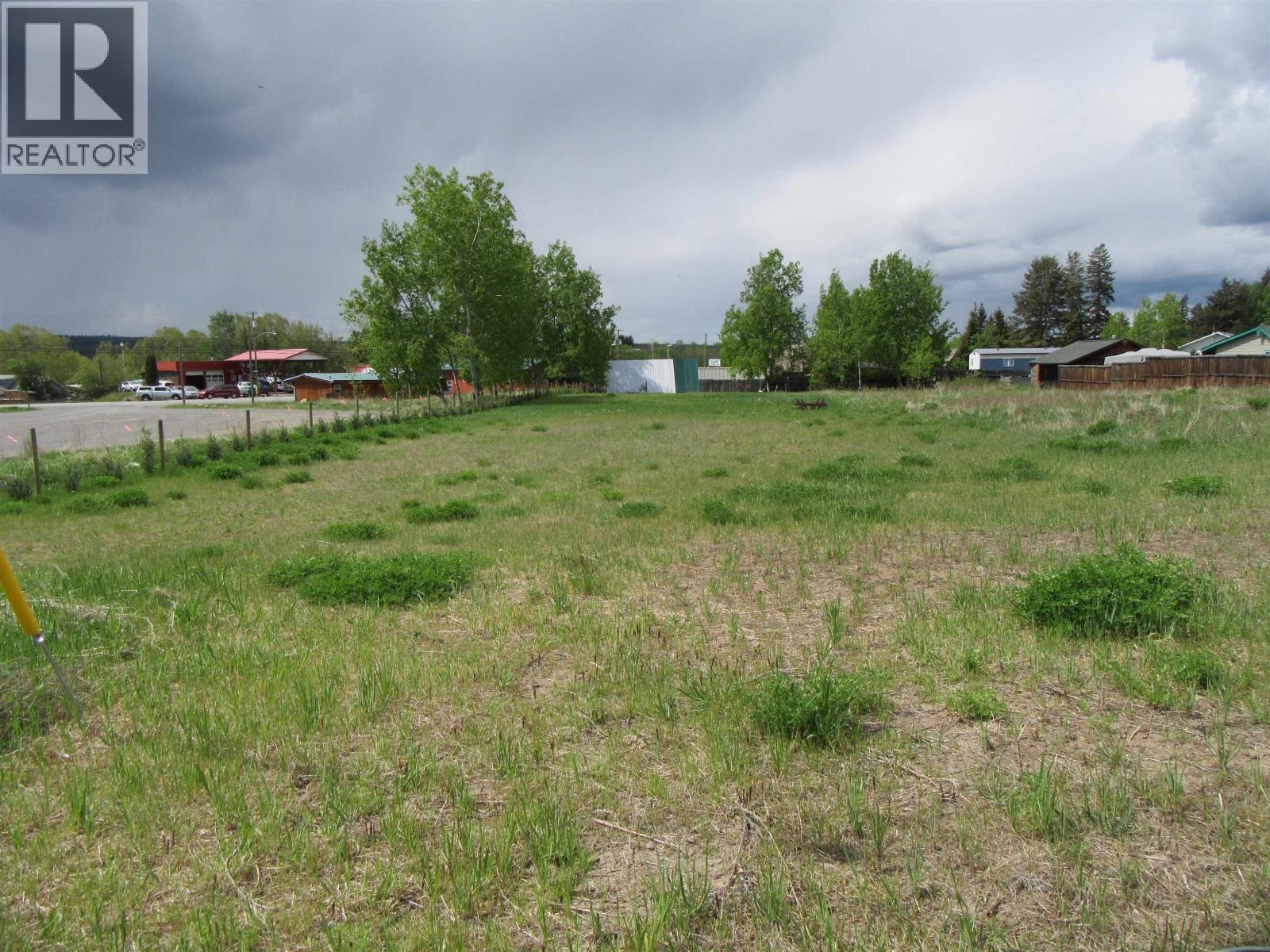 4841 Timothy Lake Road, Lac La Hache, British Columbia V0K 1T0 - Photo 4 - R3077908