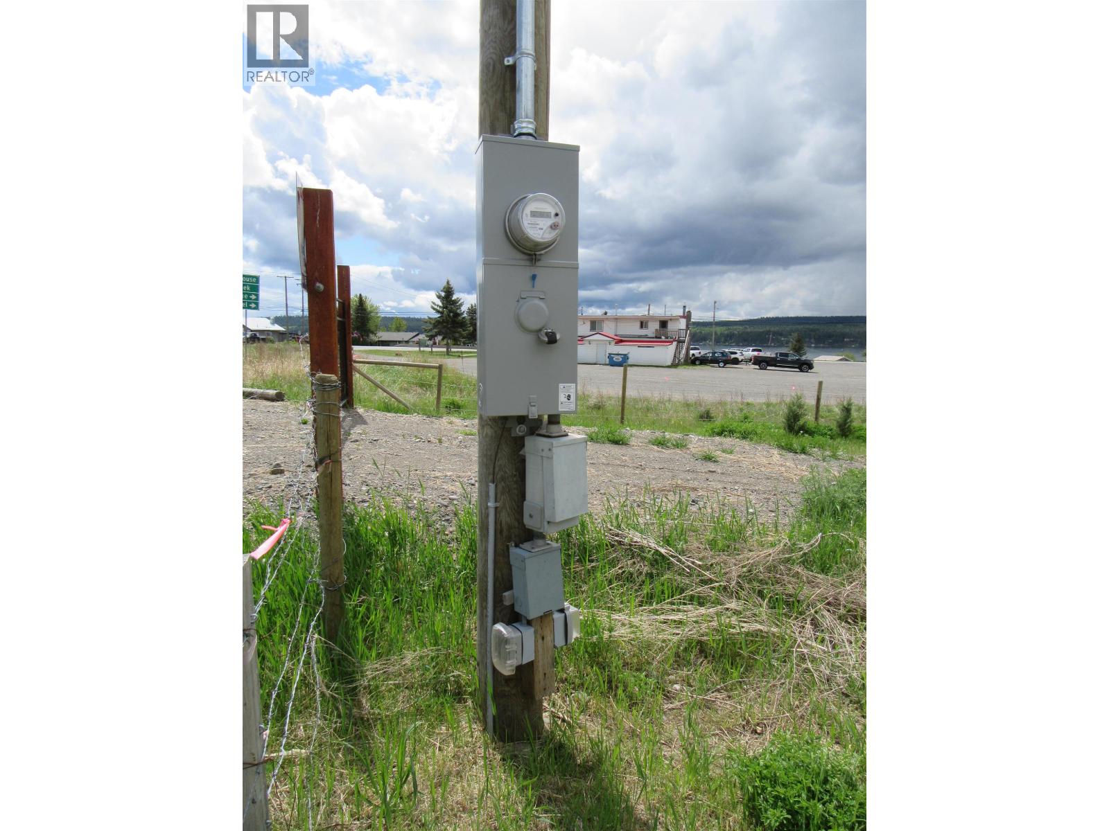 4841 Timothy Lake Road, Lac La Hache, British Columbia V0K 1T0 - Photo 6 - R3077908