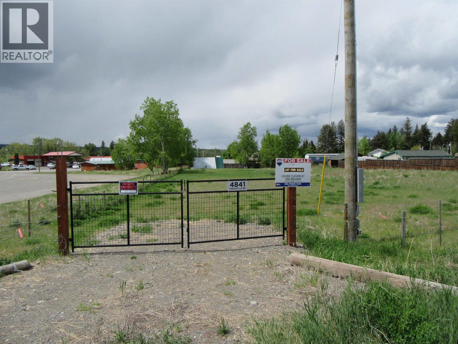 4841 Timothy Lake Road, Lac La Hache, British Columbia V0K 1T0 - Photo 1 - R3077908