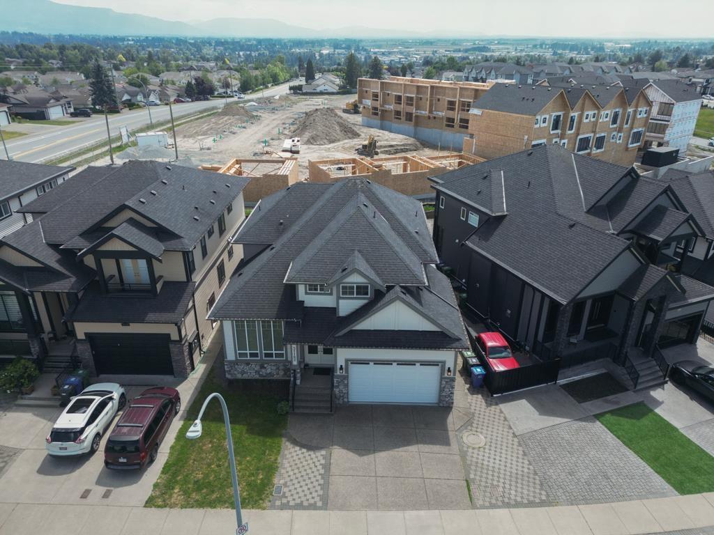 31182 Firhill Drive, Abbotsford, British Columbia  V2T 0G4 - Photo 1 - R3126710