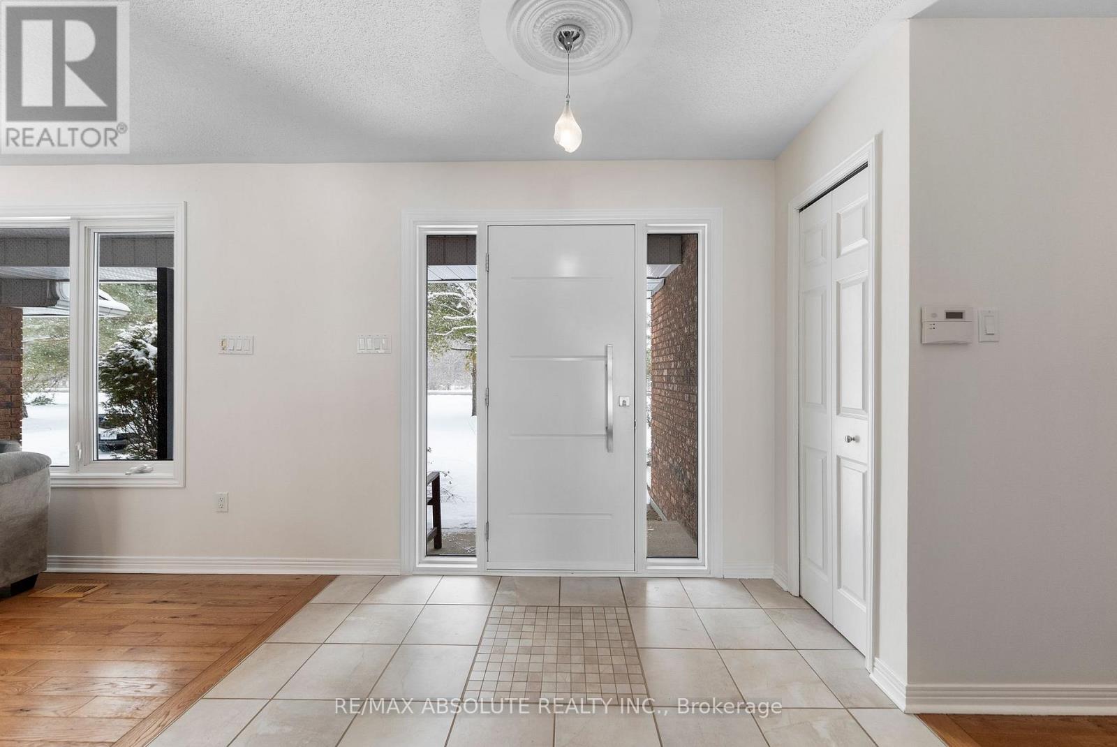213 Calabogie Road, Mcnab/braeside, Ontario  K7S 3G8 - Photo 4 - X13165172