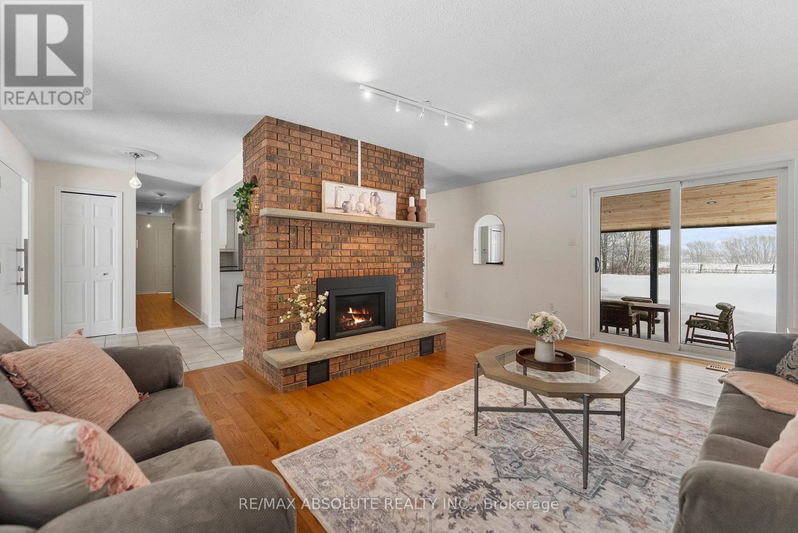 213 Calabogie Road, Mcnab/braeside, Ontario  K7S 3G8 - Photo 7 - X13165172