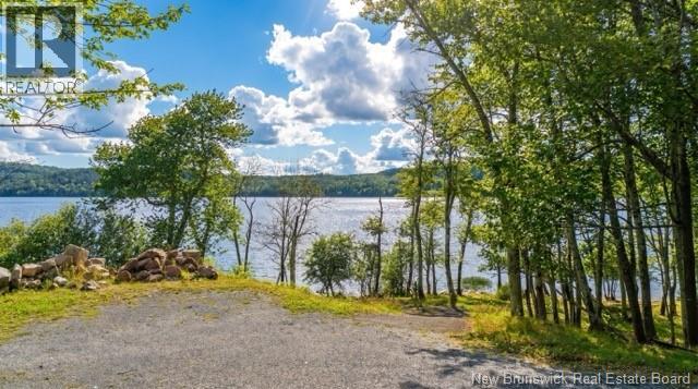 487 Gondola Point Road, Quispamsis, New Brunswick  E2E 1E5 - Photo 4 - NB139441