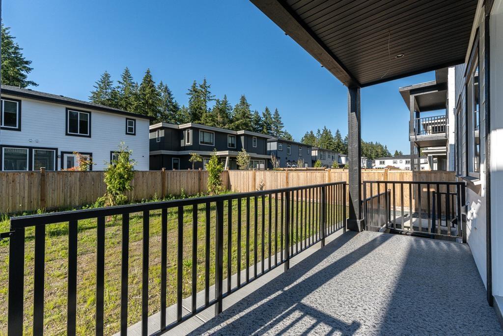 20133 27 Avenue, Langley, British Columbia  V2Z 0B6 - Photo 8 - R3127135