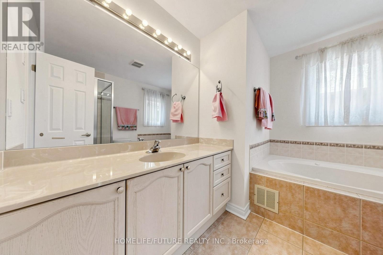 55 Ridgecrest Drive, Toronto (L'amoreaux), Ontario  M1W 4A3 - Photo 27 - E13165184