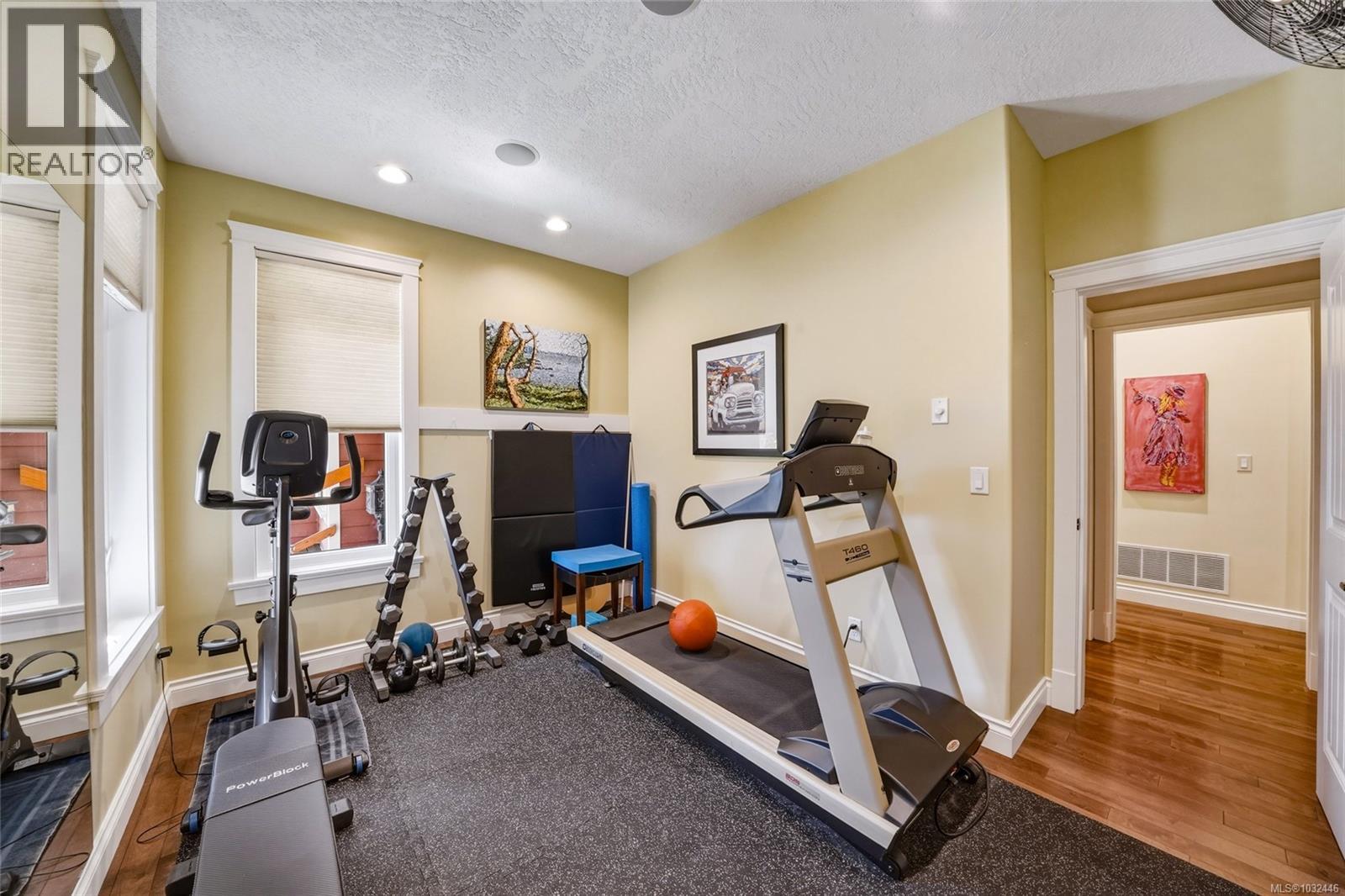 3949 Valhalla Lane, Saanich, British Columbia  V8N 6N9 - Photo 21 - 1032446