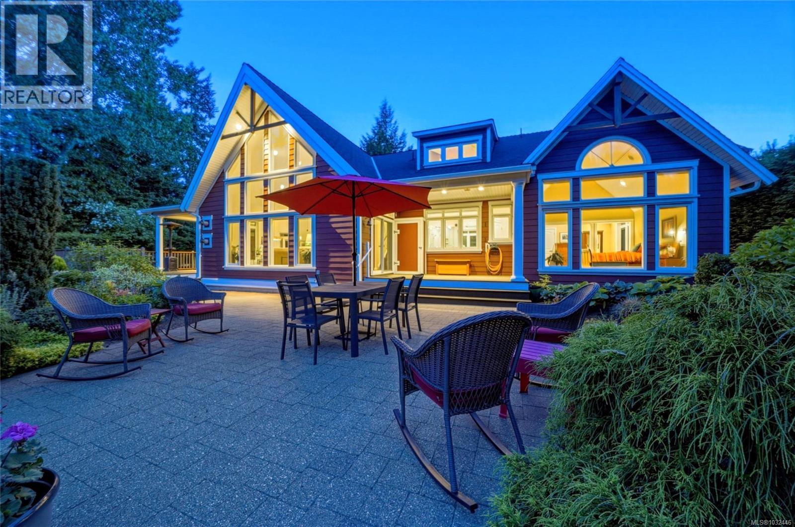 3949 Valhalla Lane, Saanich, British Columbia  V8N 6N9 - Photo 56 - 1032446