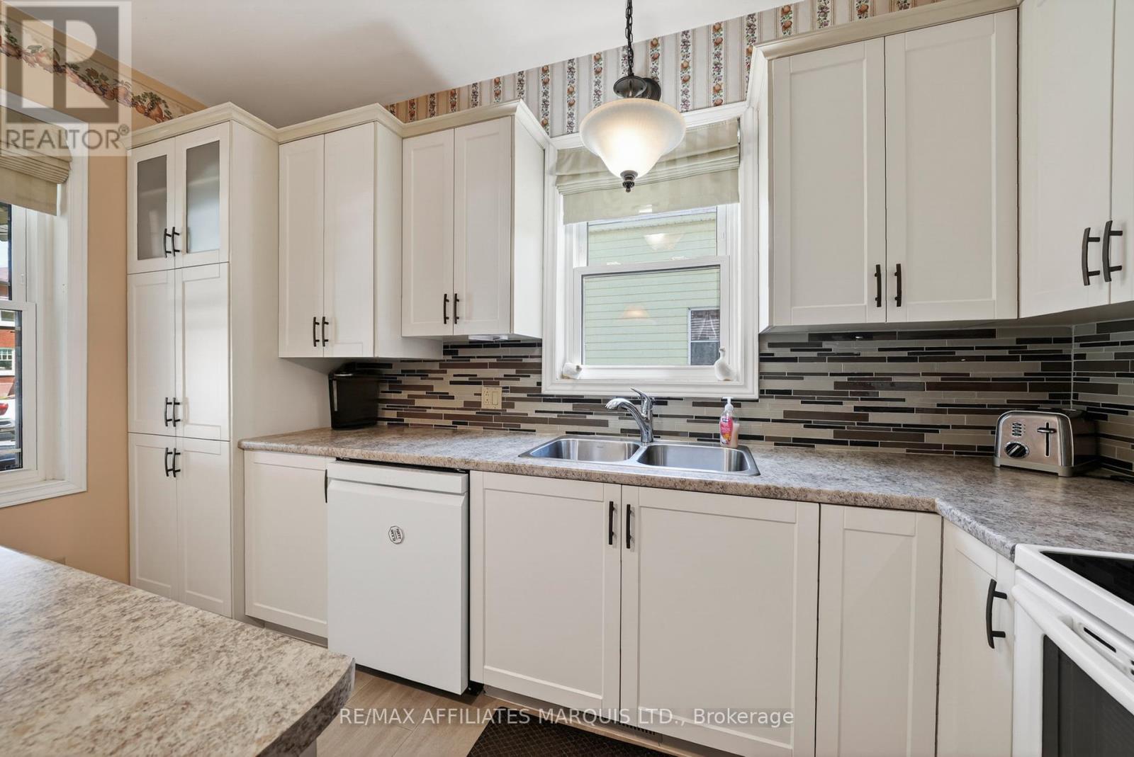 127 Lawrence Avenue, Cornwall, Ontario K6H 4H4 - Photo 8 - X13165196