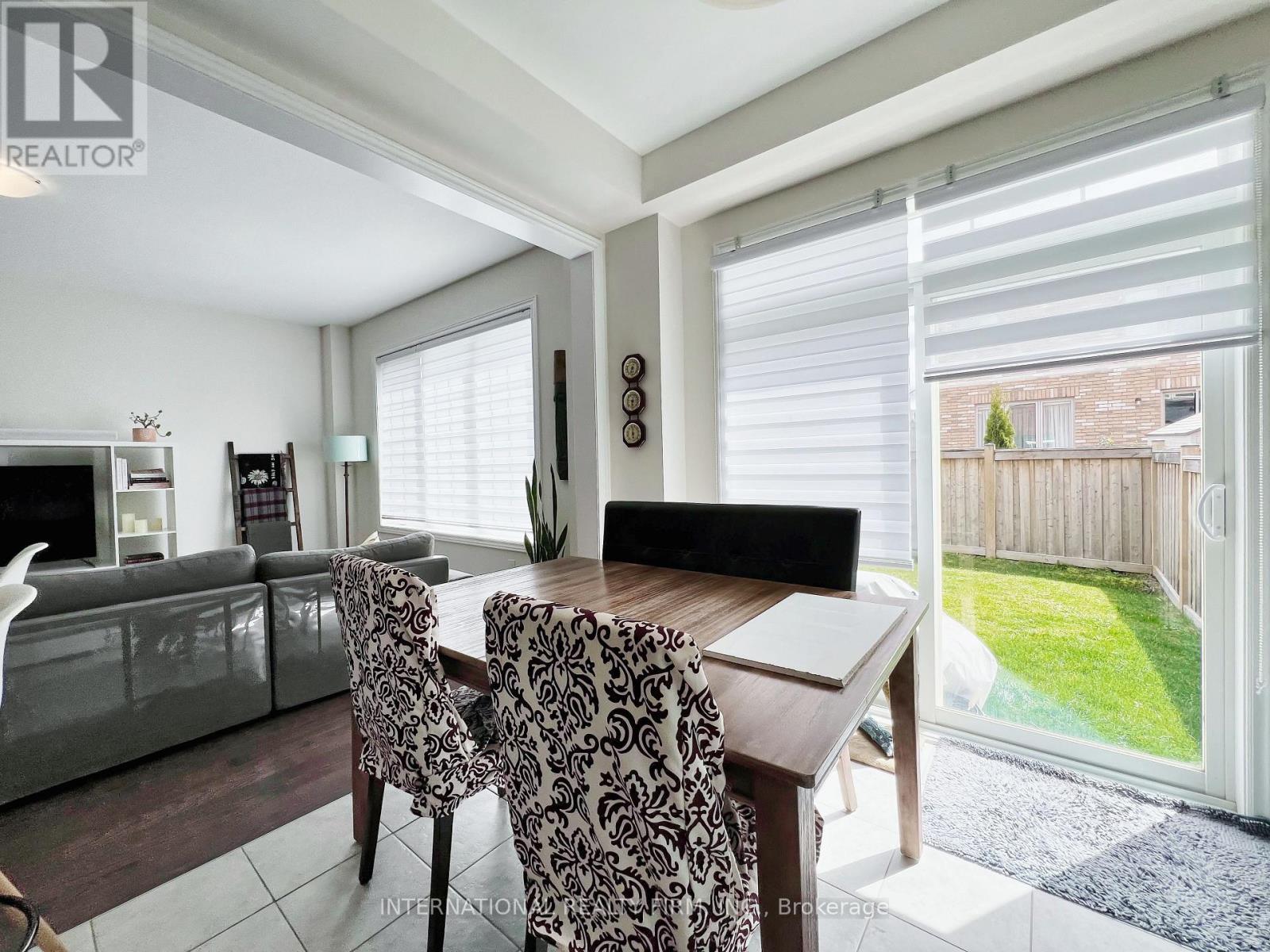 1 Frederick Pearson Street, East Gwillimbury (Queensville), Ontario  L0G 1R0 - Photo 23 - N13165192