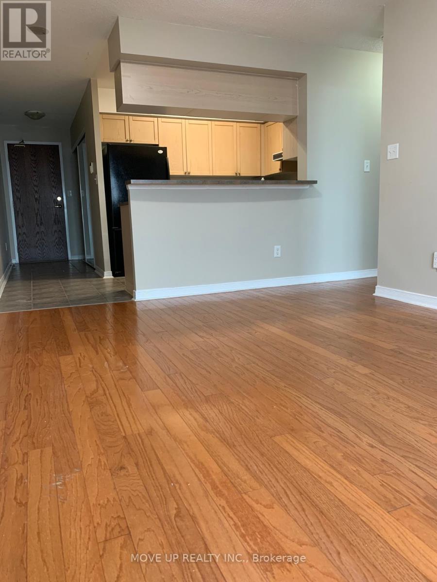 #901 - 39 Oneida Crescent S, Richmond Hill (Langstaff), Ontario  L4B 4T9 - Photo 4 - N13165218