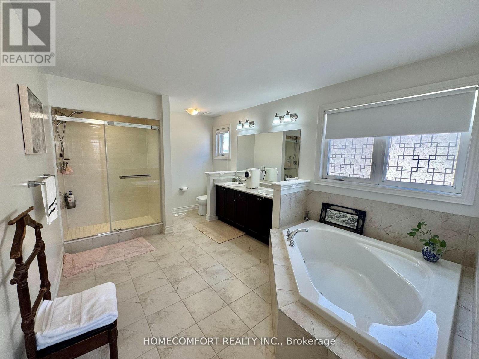 945 Langford Boulevard, Bradford West Gwillimbury (Bradford), Ontario  L3Z 4J2 - Photo 15 - N13165240