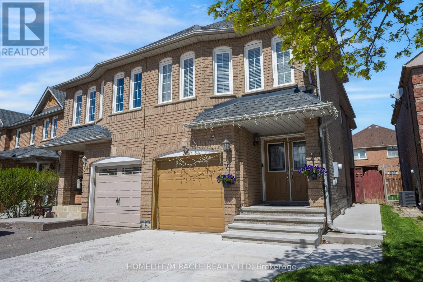 36 Herkes Drive