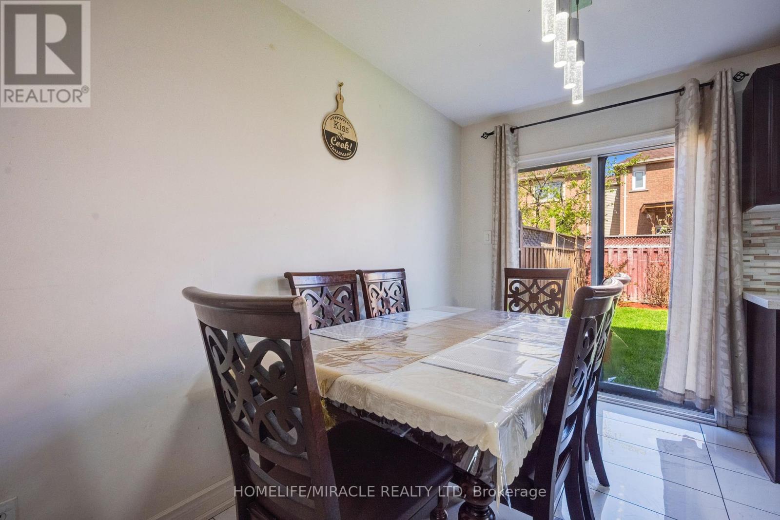 36 Herkes Drive, Brampton, Ontario  L6Y 4Z2 - Photo 19 - W13165182