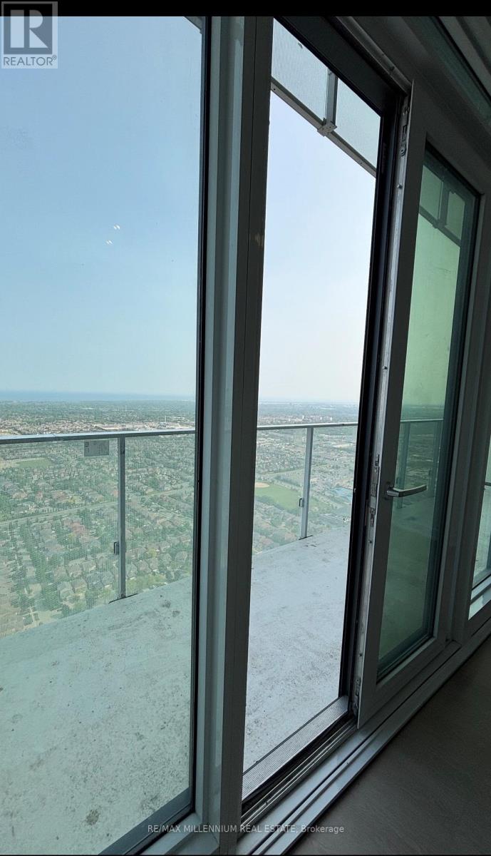 5904 - 3883 Quartz Road, Mississauga (City Centre), Ontario  L5B 0M4 - Photo 11 - W13165190