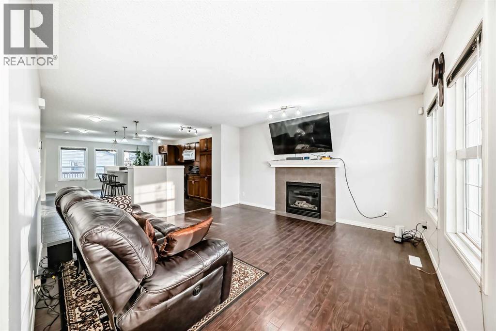 9275 Saddlebrook Drive NE, Calgary, Alberta  T3J 5M5 - Photo 7 - A2298694