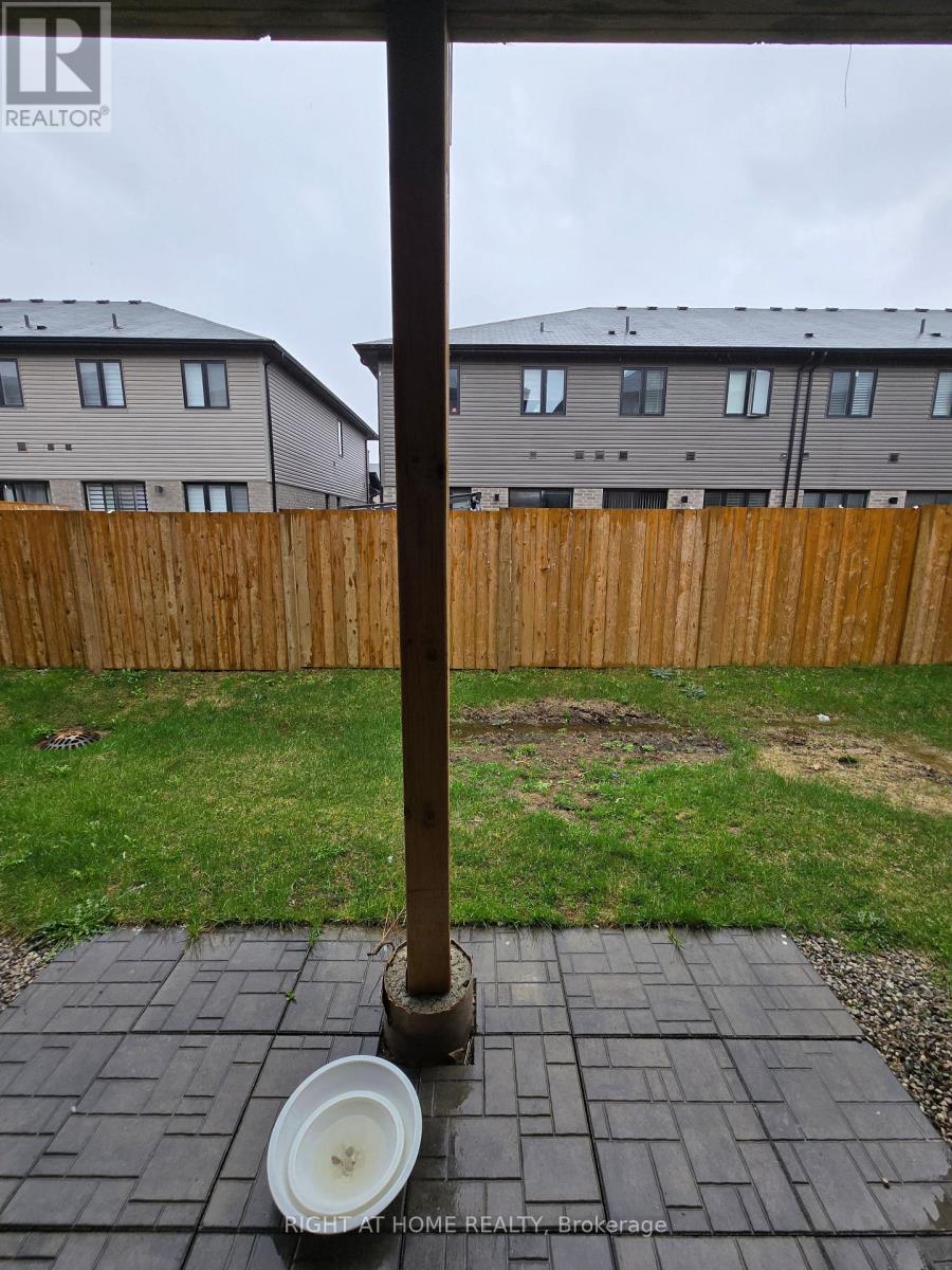 66 - 461 Blackburn Drive, Brantford, Ontario  N3T 0W9 - Photo 25 - X13165226