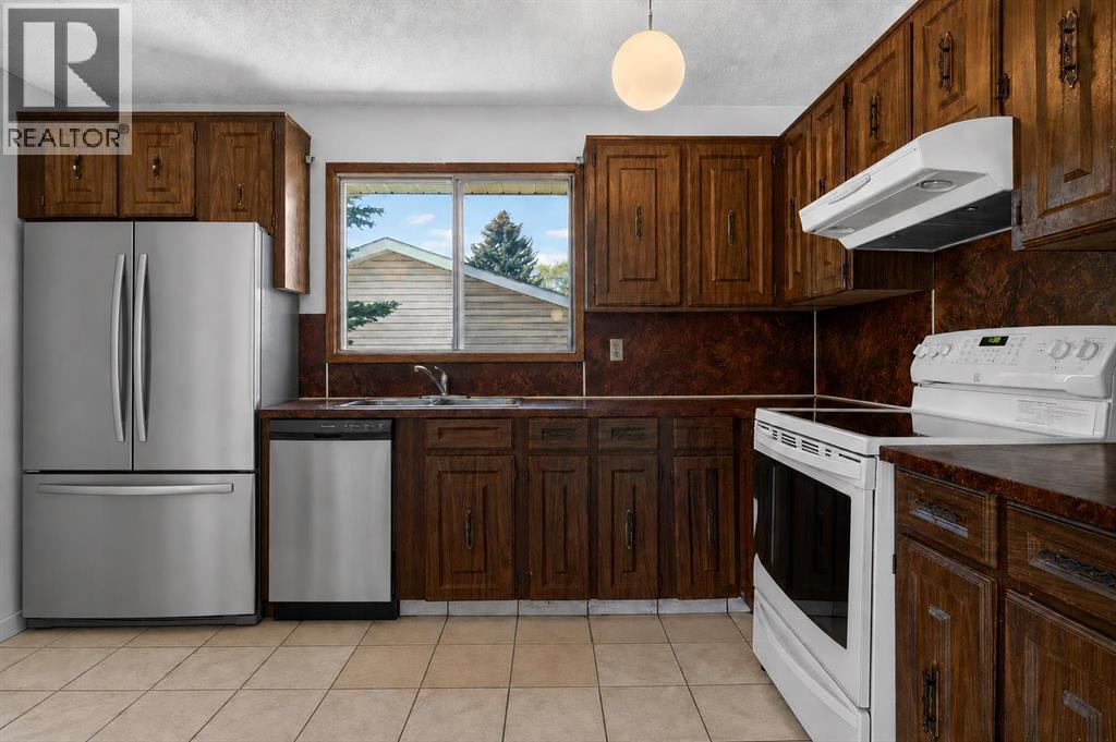 123 Rundleridge Way NE, Calgary, Alberta  T1Y 2J8 - Photo 16 - A2313998