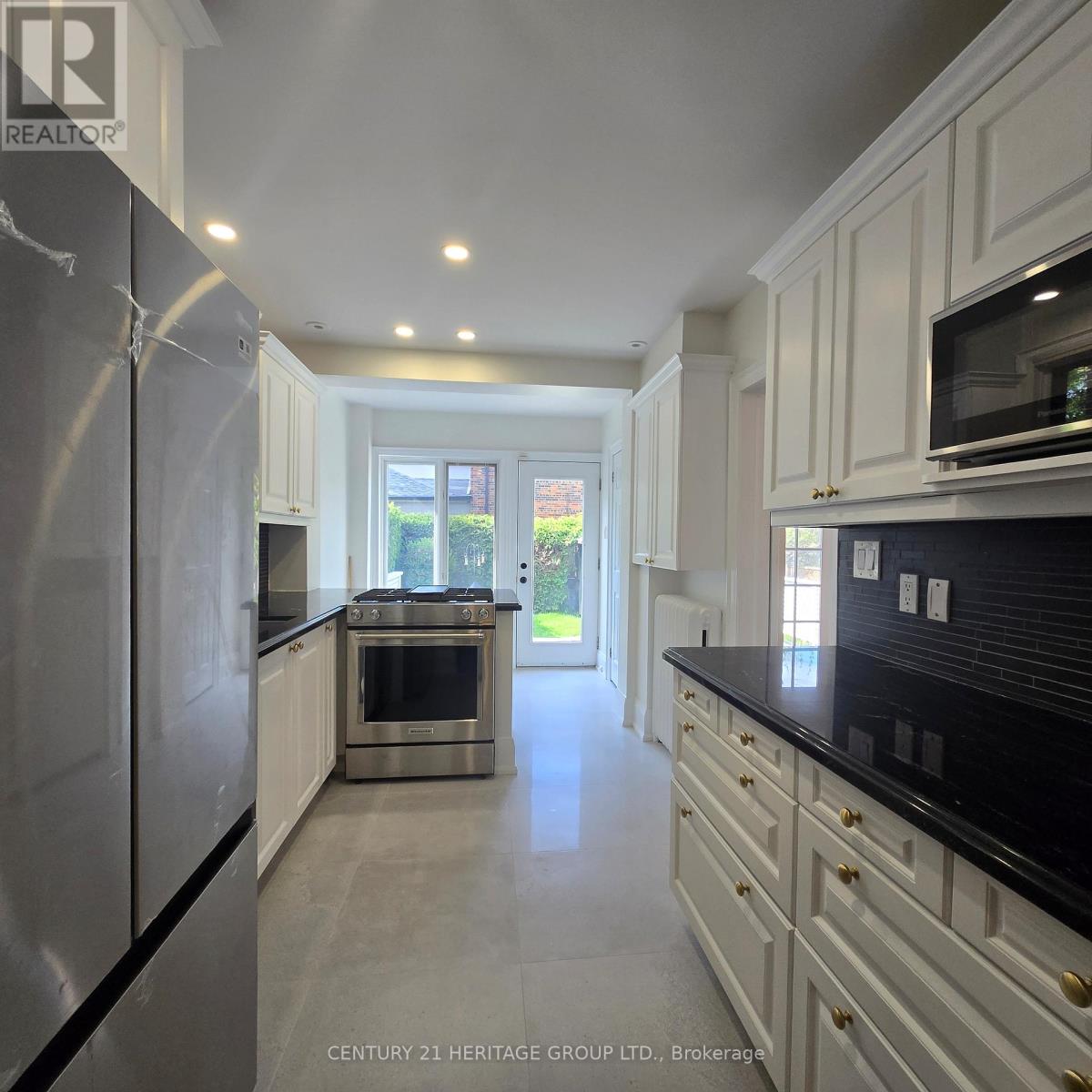 130 Hillsdale Avenue W, Toronto, Ontario M5P 1G7 - Photo 13 - C13165108