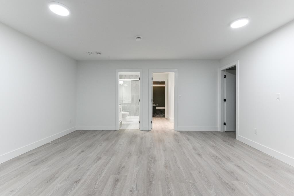 20133 27 Avenue, Langley, British Columbia  V2Z 0B6 - Photo 25 - R3127135