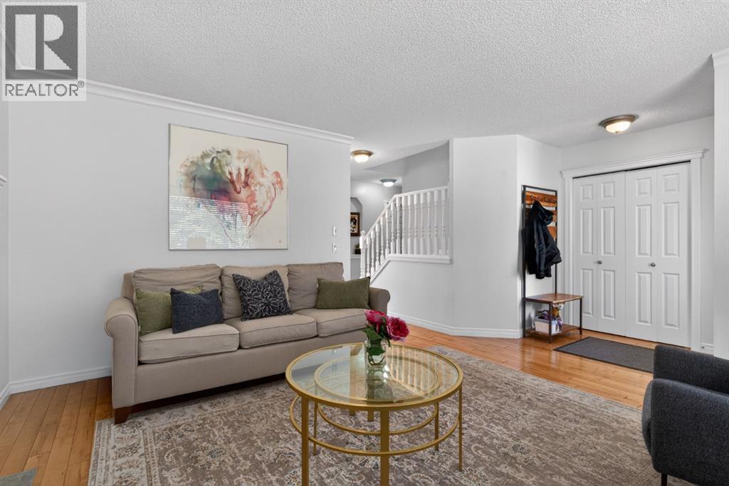 57 Bridlewood Manor Sw, Calgary, Alberta  T2Y 3T4 - Photo 6 - A2311048