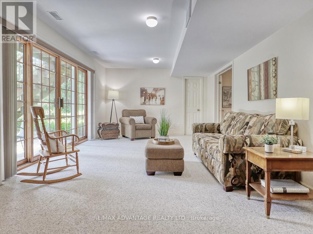 10404 Pinetree Drive, Lambton Shores, Ontario  N0M 1T0 - Photo 33 - X13165260