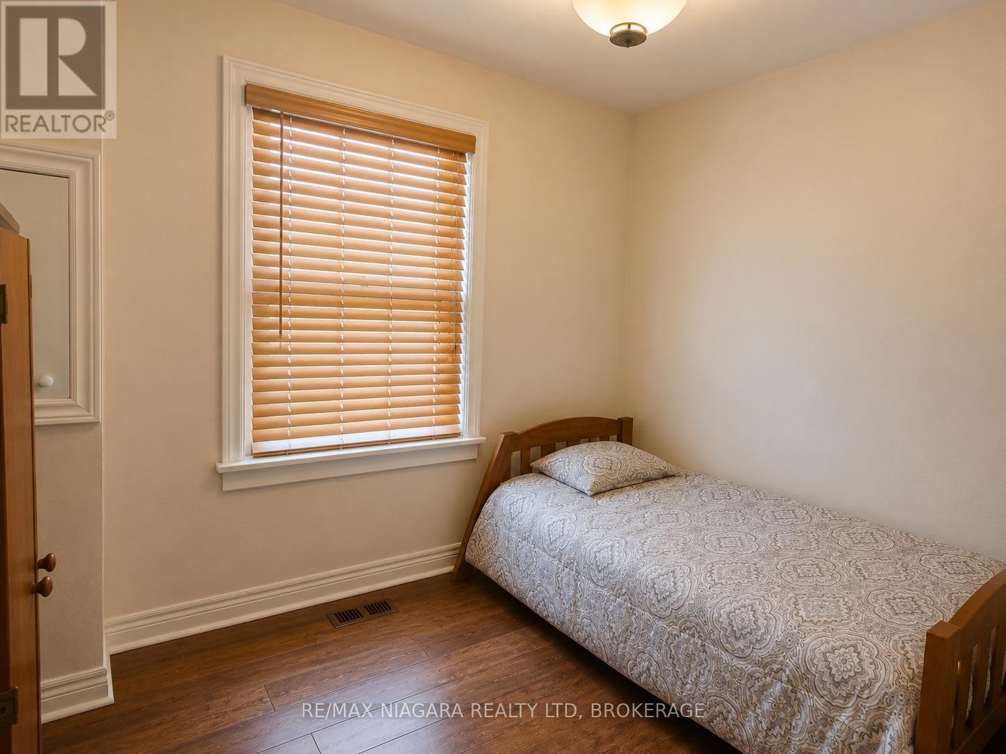 63 Sullivan Avenue, Thorold (Thorold Downtown), Ontario  L2V 2Y7 - Photo 12 - X13165252