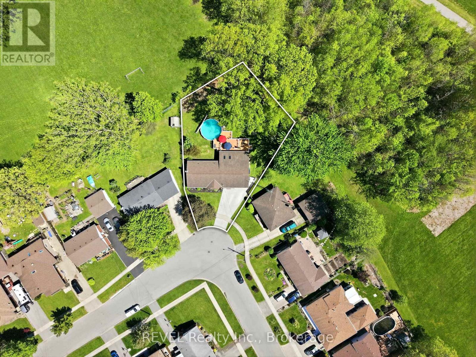 7484 Merritt Avenue, Niagara Falls, Ontario  L2G 5C5 - Photo 3 - X13165282