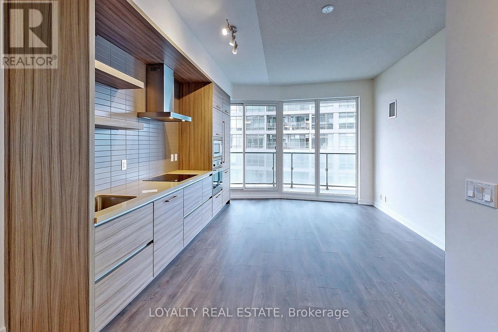 1705 - 2221 Yonge Street, Toronto, Ontario  M4S 2B4 - Photo 15 - C13165278