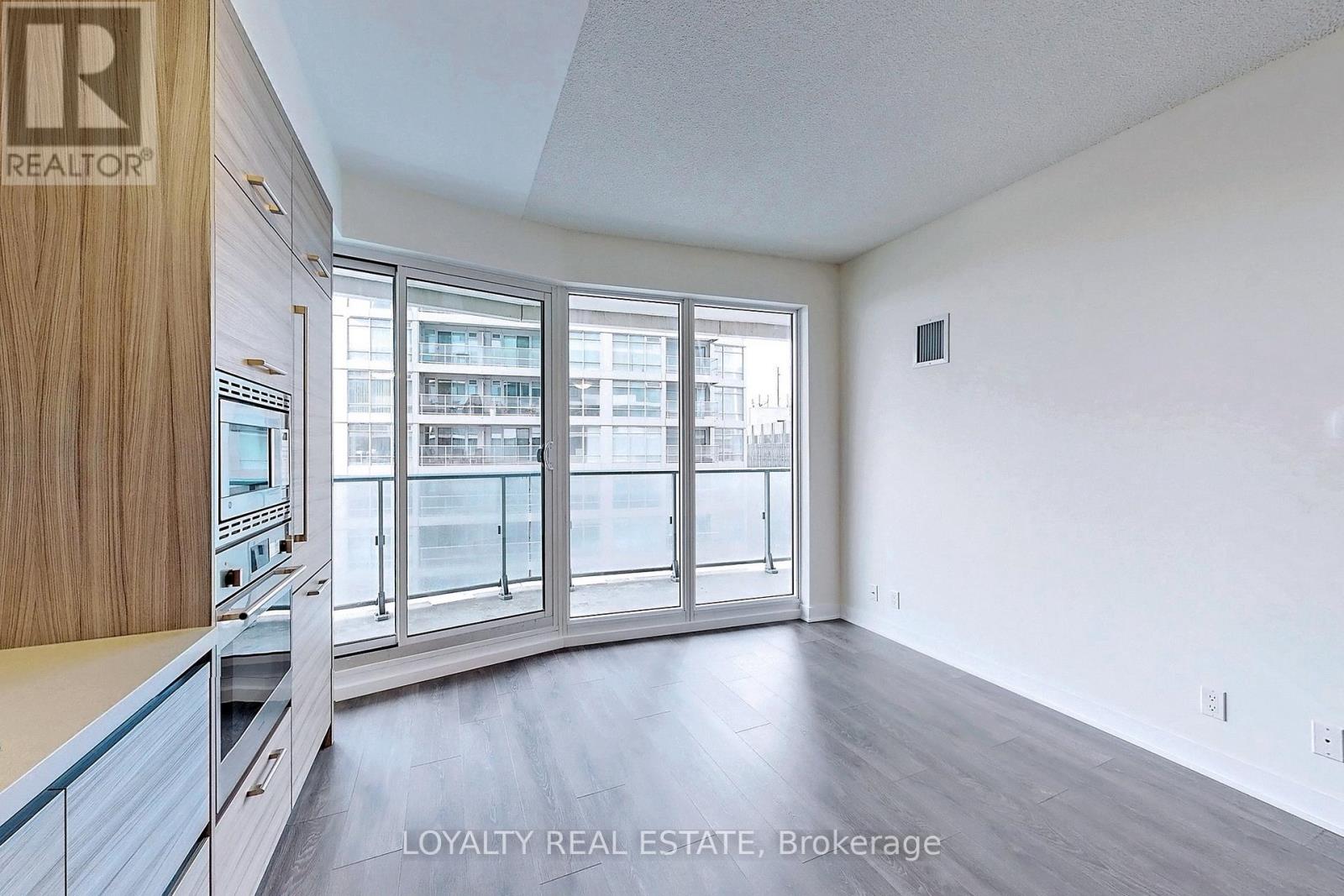 1705 - 2221 Yonge Street, Toronto, Ontario  M4S 2B4 - Photo 17 - C13165278