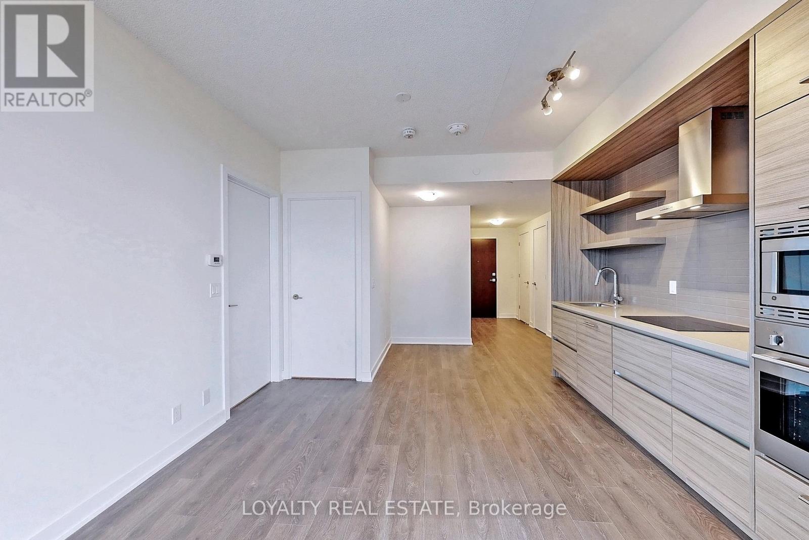 1705 - 2221 Yonge Street, Toronto, Ontario  M4S 2B4 - Photo 18 - C13165278