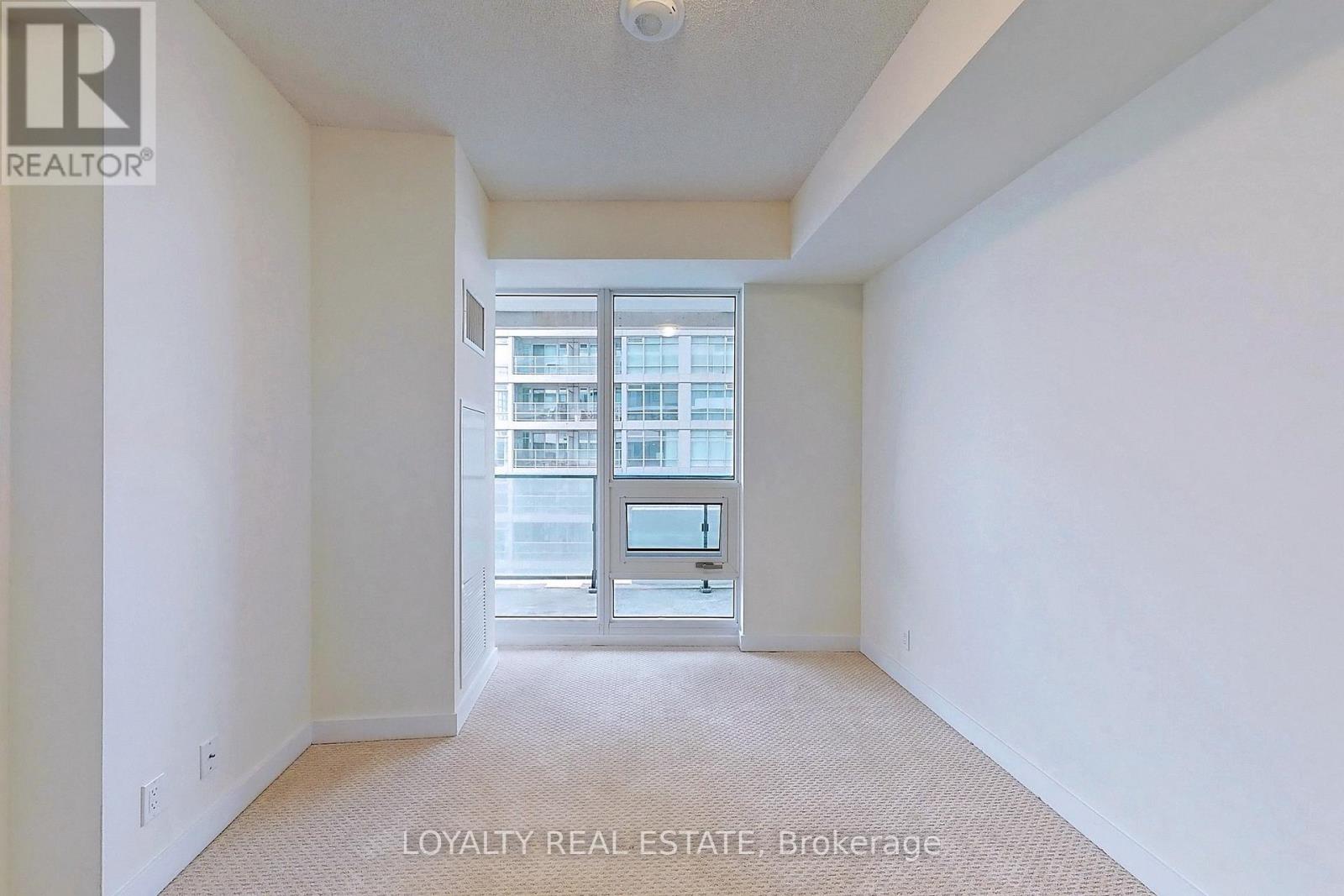 1705 - 2221 Yonge Street, Toronto, Ontario  M4S 2B4 - Photo 21 - C13165278