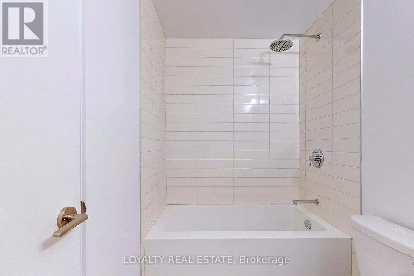 1705 - 2221 Yonge Street, Toronto, Ontario  M4S 2B4 - Photo 30 - C13165278