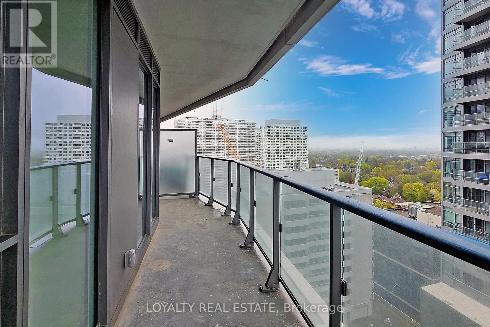 1705 - 2221 Yonge Street, Toronto, Ontario  M4S 2B4 - Photo 34 - C13165278