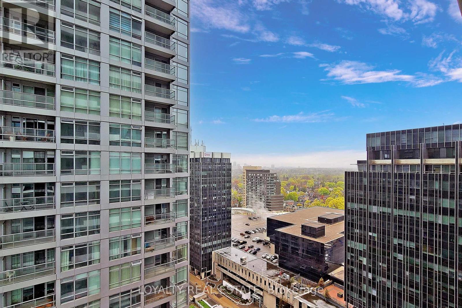 1705 - 2221 Yonge Street, Toronto, Ontario  M4S 2B4 - Photo 38 - C13165278