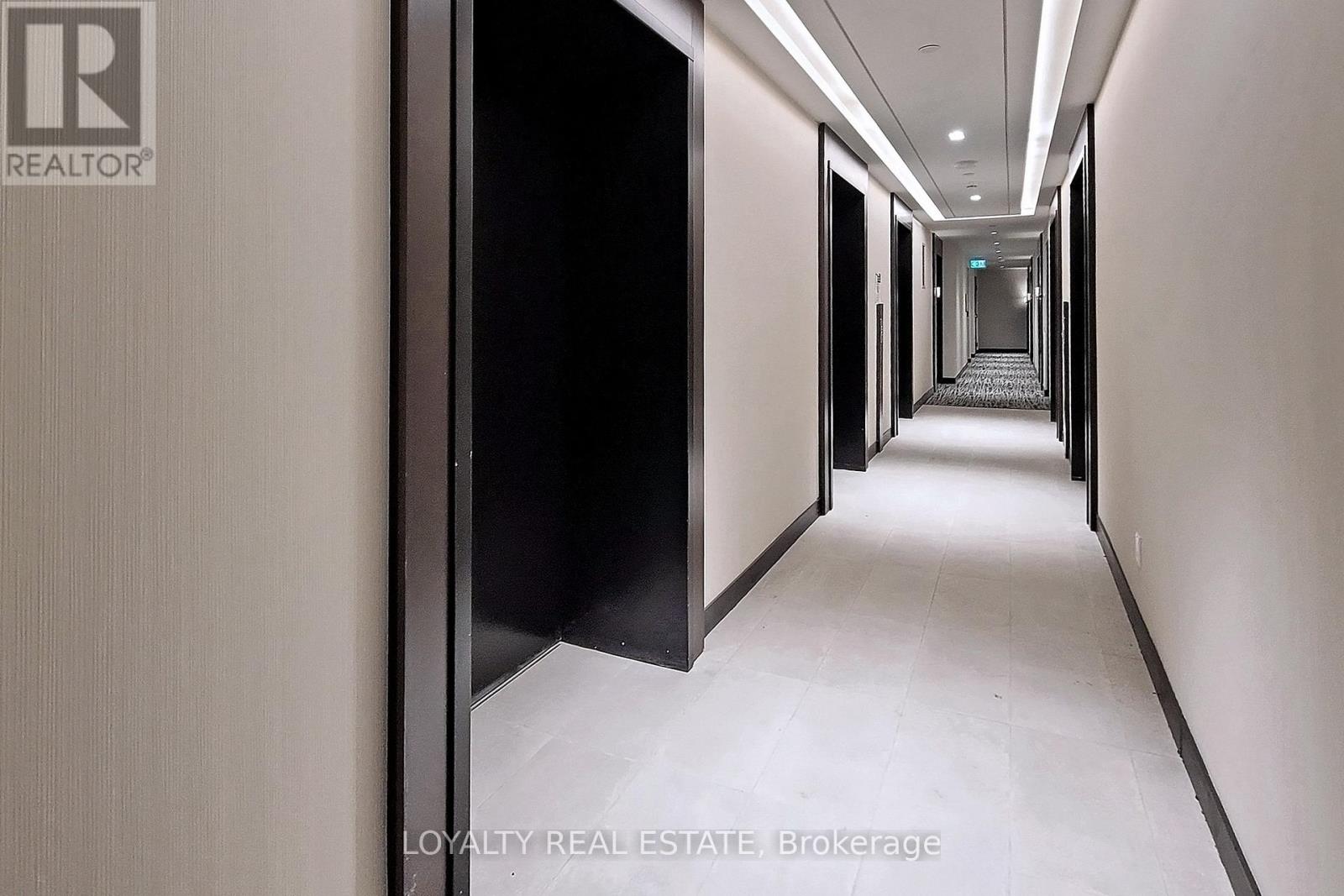 1705 - 2221 Yonge Street, Toronto, Ontario  M4S 2B4 - Photo 41 - C13165278