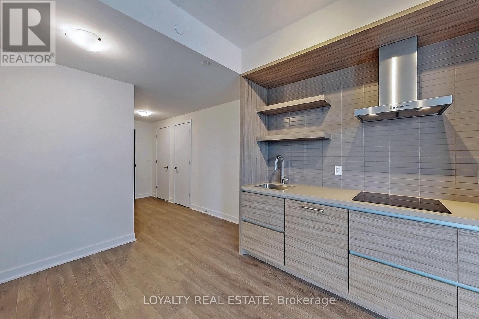 1705 - 2221 Yonge Street, Toronto, Ontario  M4S 2B4 - Photo 8 - C13165278
