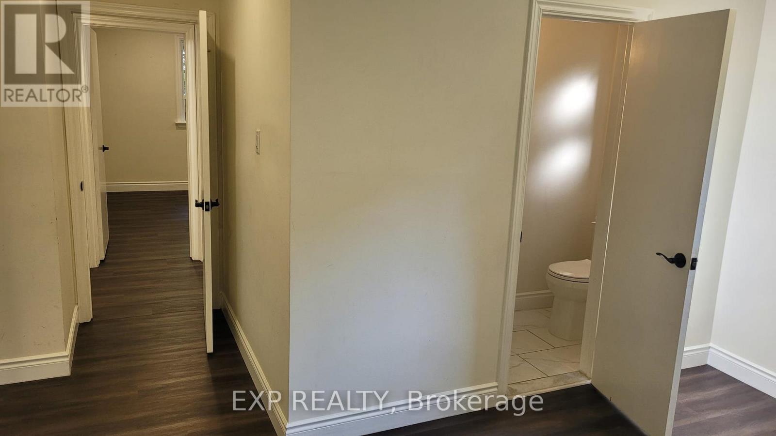 52 Lloydminster Crescent, Toronto, Ontario  M2M 2S1 - Photo 12 - C13165286
