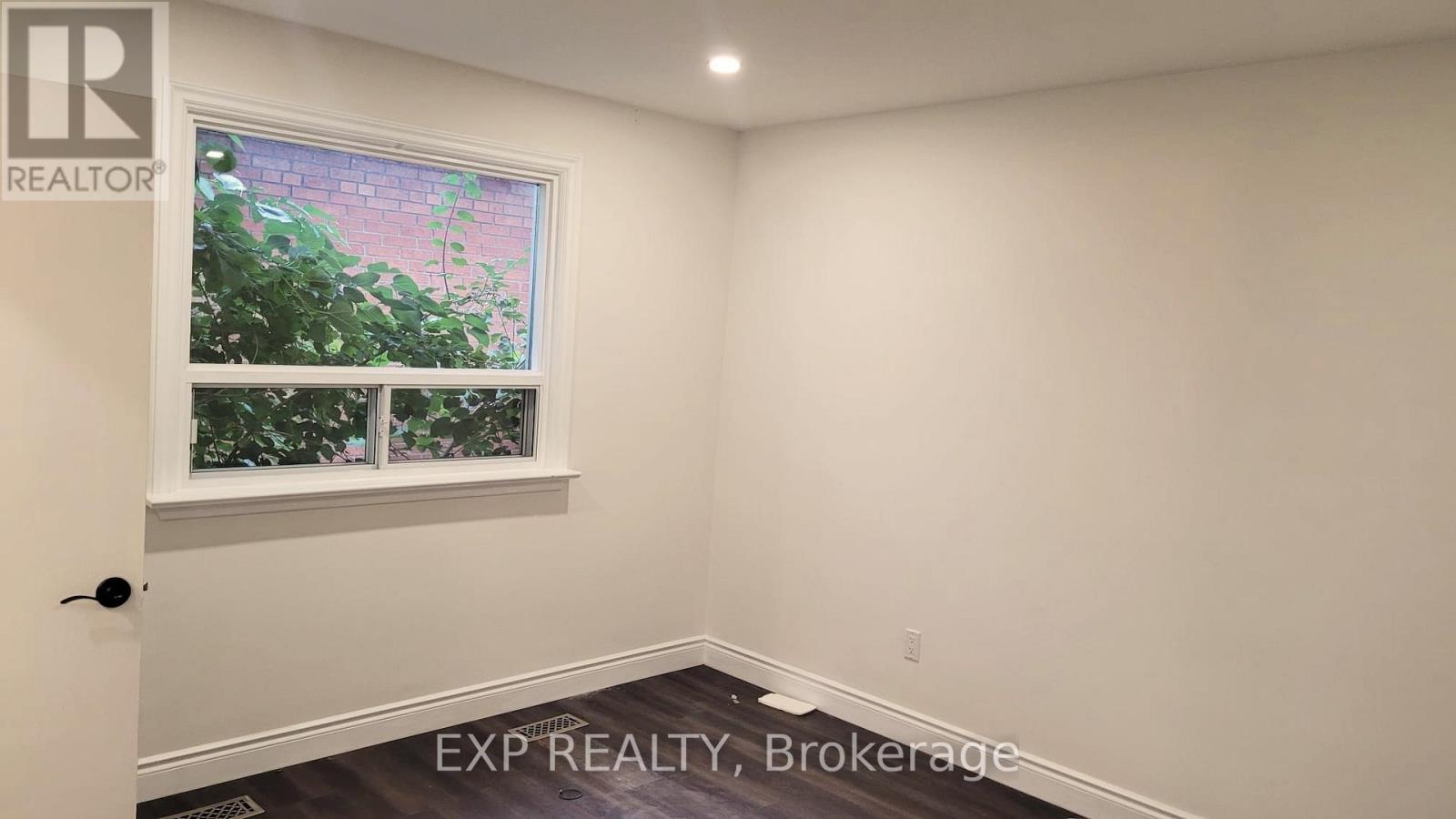 52 Lloydminster Crescent, Toronto, Ontario  M2M 2S1 - Photo 14 - C13165286