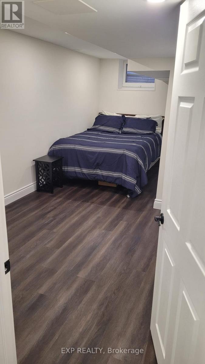 52 Lloydminster Crescent, Toronto, Ontario  M2M 2S1 - Photo 21 - C13165286